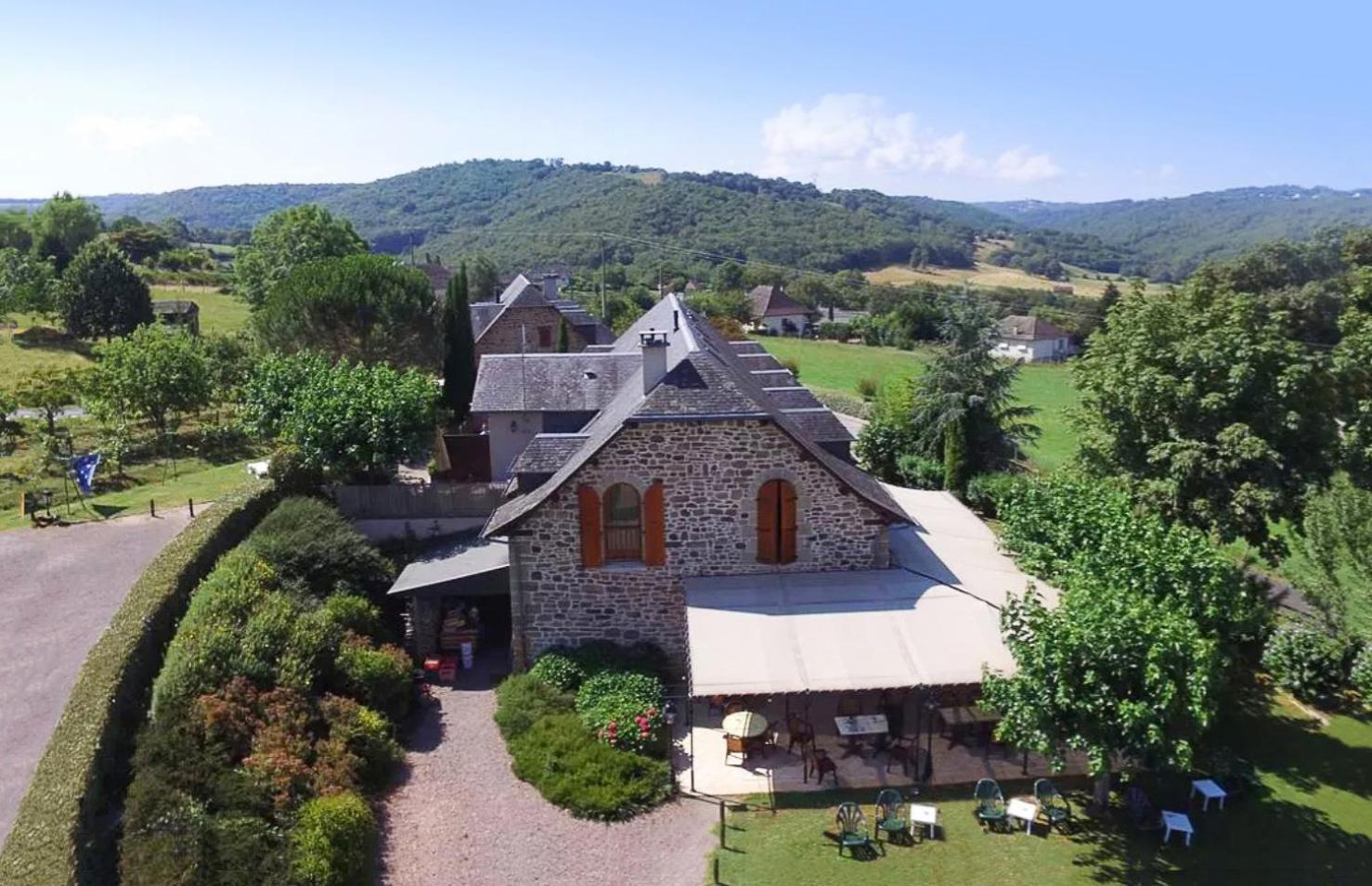 Gite Bellevue - Domaine De La Chapelle En Correze Extérieur photo
